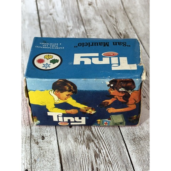 San Mauricio Tiny Volcador Dump Truck w/ Original Box Industria Argentina MINT - Picture 15 of 16